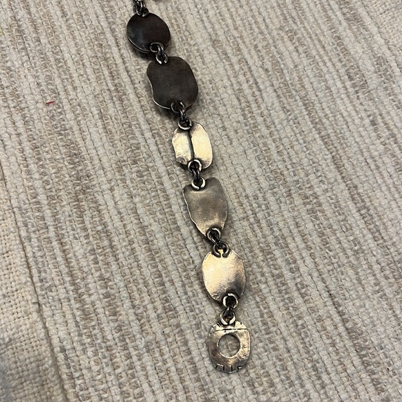 Handmade silver bracelet with tan and gray stones - Picture 5 of 6